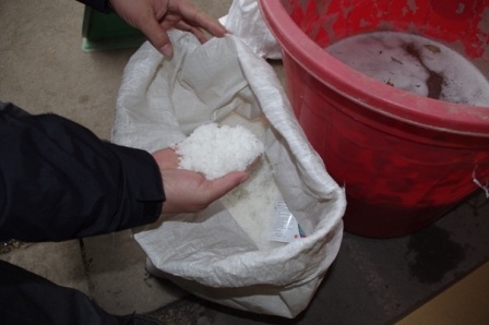 Giật mình công nghệ sản xuất nước muối sinh lý… giả - 5