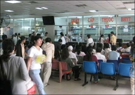 Danh mục thuốc bảo hiểm y tế: “Bắt bí” bệnh viện - 1 Danh mục thuốc bảo hiểm y tế: “Bắt bí” bệnh viện
