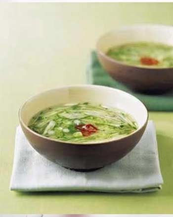 5 cách đẩy lùi vết thâm nám với rau củ quả