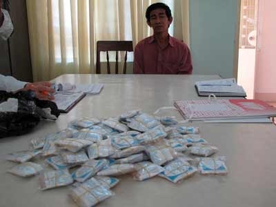 Quảng Ngãi: Tạm đình chỉ 1 cơ sở khám, chữa bệnh đông y không phép - 1