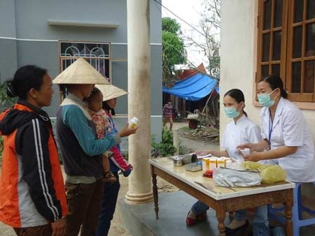 Kon Tum: 3 làng ngộ độc thực phẩm sau 1 đám tang - 1 Kon Tum: 3 làng ngộ độc thực phẩm sau 1 đám tang