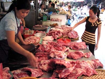 Miền Bắc: Phát hiện thịt lợn có chất tạo nạc độc hại - 1 Miền Bắc: Phát hiện thịt lợn có chất tạo nạc độc hại