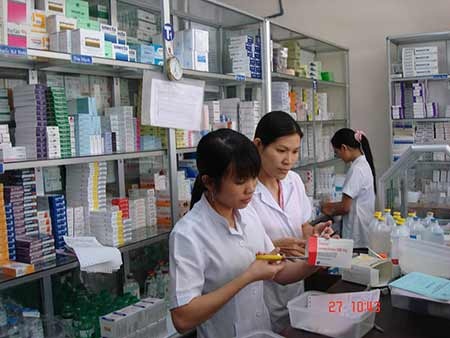 Tâm lý sính ngoại, sợ thuốc nội! - 1 Tâm lý sính ngoại, sợ thuốc nội!