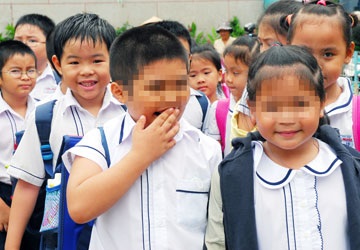 “Cuộc chiến” chống béo phì cho trẻ - 1 “Cuộc chiến” chống béo phì cho trẻ