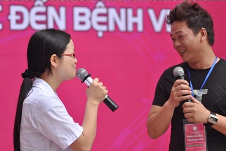 Các sao rủ nhau tới... bệnh viện phụ sản - 6 Các sao rủ nhau tới... bệnh viện phụ sản
