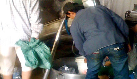 Rùng mình với đá sạch