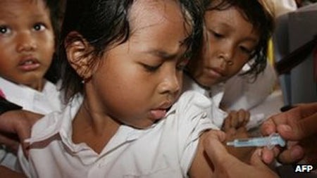 Phát động chiến dịch giảm số ca tử vong do sởi - 1 Phát động chiến dịch giảm số ca tử vong do sởi