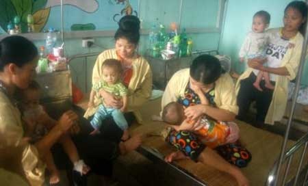 Bộ trưởng Bộ Y tế: "Viện đông nên tai biến nhiều" - 1 Bộ trưởng Bộ Y tế: "Viện đông nên tai biến nhiều" - 1