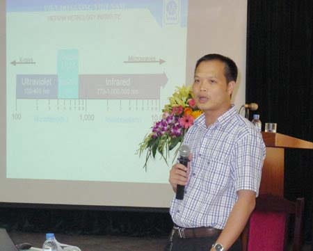 Ra mắt hệ thống chuẩn máy đo độ khúc xạ mắt - 1 Ra mắt hệ thống chuẩn máy đo độ khúc xạ mắt