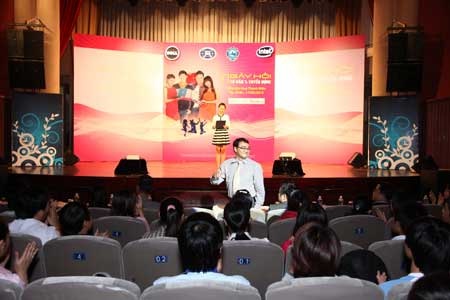Sinh viên cần chú trọng kỹ năng mềm - 1 Sinh viên cần chú trọng kỹ năng mềm