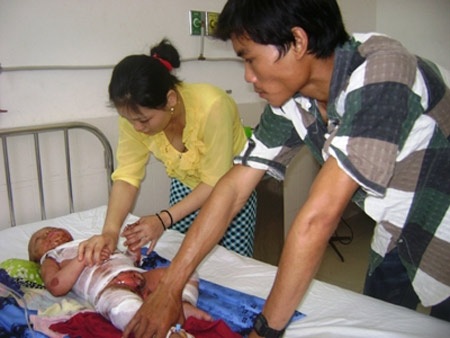 Mua thuốc online: Rước họa - 1 Cấp cứu vì dùng thuốc sai chỉ định Ảnh: L.N.