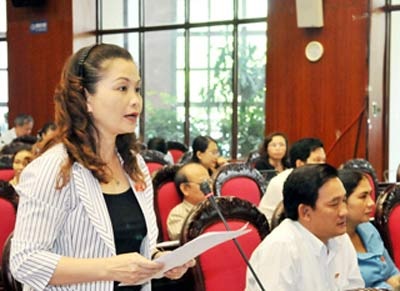 Ngộ độc thực phẩm: Không thể đổ lỗi cho người tiêu dùng! - 1 đại biểu Quốc hội Hồ Thị Thủy (Vĩnh Phúc)
