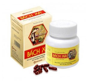 Bách xà vinh dự được Bộ y tế trao tặng Biểu tượng vàng vì sức khỏe cộng đồng năm 2012.