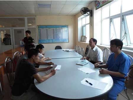 Buổi làm việc giữa BV Nhi Nghệ An và người nhà bệnh nhân