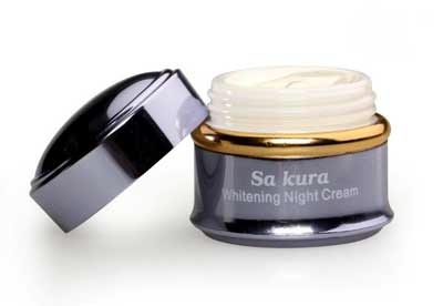 Trị tận gốc nám tàn nhang và đốm nâu - 3 Xem công dụng sản phẩm bôi trị nám