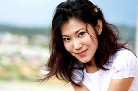 Ca sĩ Ái Vân, diễn viên Kim Phượng chiến thắng ung thư vú như thế nào? - 2 Sau khi phẫu thuật và xạ trị, Kim Phượng đã khỏi hẳn chứng ung thư vú