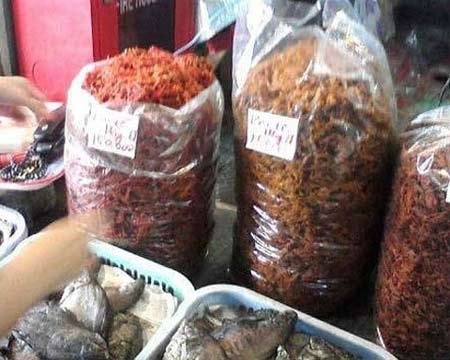 Thịt ôi tẩm hóa chất thành đặc sản thịt khô - 1 Thịt bò khô ba không được bán với giá siêu rẻ