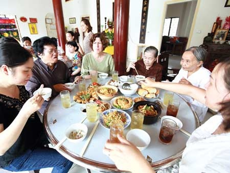 Phòng ngừa từ xa tai nạn ngày Tết - 1 Phòng ngừa từ xa tai nạn ngày Tết