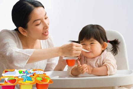 Vì sao trẻ nên ăn sữa chua hằng ngày? - 1 Vì sao trẻ nên ăn sữa chua hằng ngày?
