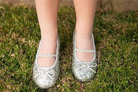 Những xu hướng thời trang có hại cho sức khỏe - 3 1. Quần jeans bó sát