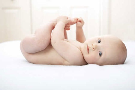 Trị rôm sảy, mụn nhọt cho trẻ mùa nắng nóng - 1 Trị rôm sảy, mụn nhọt cho trẻ mùa nắng nóng