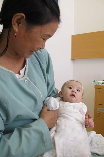 Phẫu thuật thành công dị tật tim bẩm sinh cho trẻ nhiễm trùng nặng - 1 Phẫu thuật thành công dị tật tim bẩm sinh cho trẻ nhiễm trùng nặng