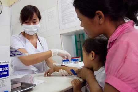 Vụ “nhân bản” kết quả xét nghiệm: Hơn cả sự liều lĩnh, nhẫn tâm - 3 Khoa Xét nghiệm, Bệnh viện Đa khoa huyện Hoài Đức. Ảnh: Hải Nguyễn