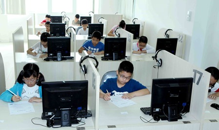 Làm thế nào để đạt chứng chỉ tiếng Anh quốc tế TOEFL từ cấp tiểu học? - 1 Học sinh thi TOEFL Primary tại Trung tâm khảo thí Language Link