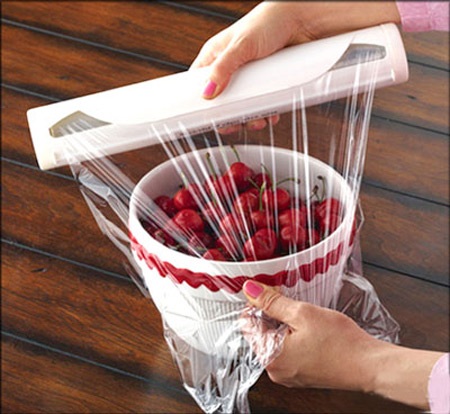 Phân biệt màng bọc thực phẩm PVC và PE - 1 Phân biệt màng bọc thực phẩm PVC và PE