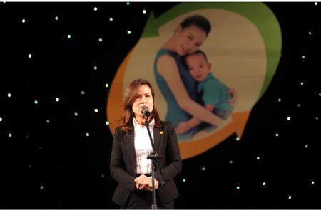 Hà Nội: Những hình ảnh thú vị tại tọa đàm “Làm mẹ thông thái” - 4 Phát biểu khai mạc chương trình của đại diện nhãn hang