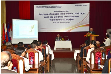 Bào chế thành công thảo dược hỗ trợ điều trị ung thư - 2 GS.TS Nguyễn Văn Hiệu phát biểu khai mạc tại hội thảo