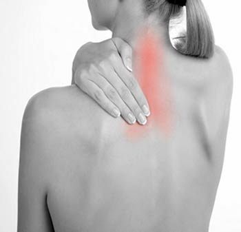 Làm gì khi bị thoái hóa khớp, viêm khớp, phong tê thấp? - 1 Ở nước ta, tần suất mắc bệnh xương khớp nội khoa ngày càng tăng lên ở những người trên 60 tuổi.