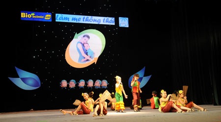 Tầm quan trọng của giai đoạn vàng - 2 Chương trình văn nghệ đặc sắc