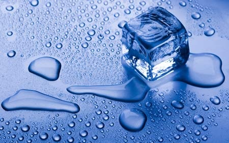 Những cách “trị” quầng thâm mắt đơn giản mà hiệu quả - 4 10. Nước ép cà chua cũng rất tốt. Bôi lên da quanh mắt và để 20 phút, sau đó rửa sạch.