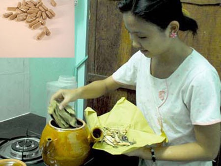Thuốc y học cổ truyền: Dạng viên có “xịn” hơn dạng sắc? - 1 Thuốc viên và thuốc sắc mỗi loại đều có ưu và nhược khi sử dụng.