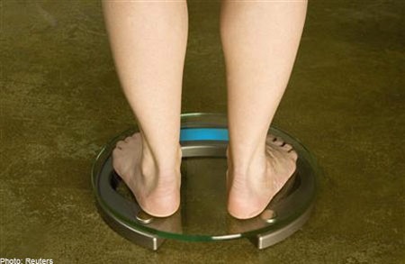 16 sai lầm dễ... mắc - 11 Sai lầm 11: Không đứng lên cân