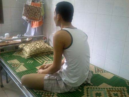 Một cậu ấm đang được chữa bệnh “hưng cảm” tại Viện sức khỏe
tâm thần