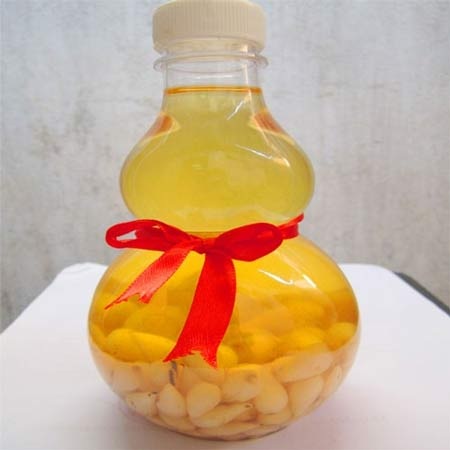 Rượu tỏi - Một bài thuốc quý của thế giới - 1 Rượu tỏi có thể chữa được nhiều bệnh.