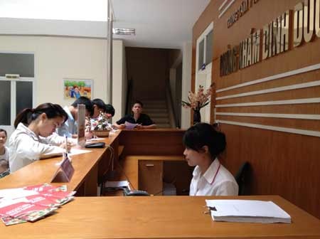 Phòng khám Dinh dưỡng – Tầng 1, tòa nhà 5 tầng, số 70 Nguyễn
Chí Thanh, Đống Đa, Hà Nội