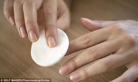 Hơi thở của người bị tiểu đường có mùi của
nước tẩy sơn móng tay