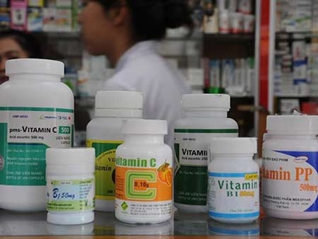 Vitamin cho trẻ - Công và tội