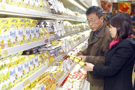 “Đọc vị” váng sữa qua nhãn sản phẩm - 1 Thành phần chính của
váng sữa “xịn”