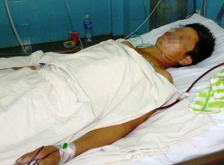 Anh H. đang được chăm sóc và điều trị đặc biệt