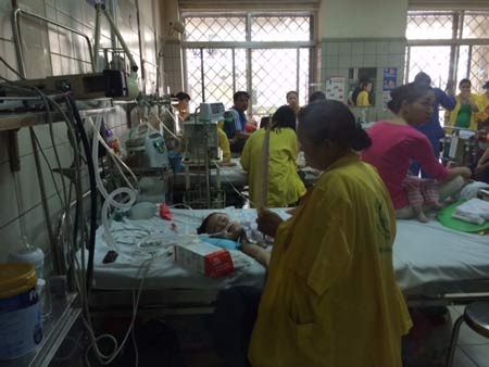 Diễn biến sởi khác "truyền thống", Bộ Y tế gấp rút tìm phác đồ điều trị - 2 Diễn biến sởi khác truyền thống, Bộ Y tế gấp rút tìm phác đồ điều trị