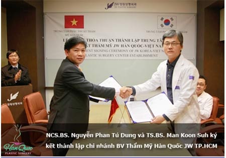 Trẻ hóa toàn diện tại Thẩm mỹ Hàn Quốc JW mừng 30/04 &1/05 - 3 Lễ ký kết thành lập chi nhánh duy nhất của Bệnh viện JW Hàn tại Việt Nam
