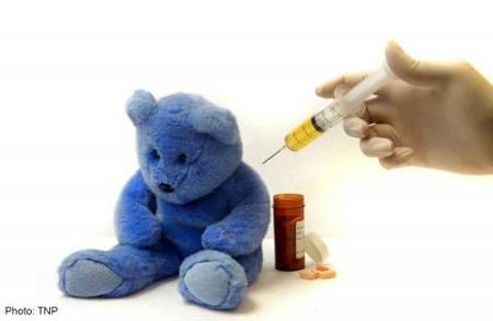 Nhật: 17 người chết sau khi tiêm thuốc - 1 Nhật: 17 người chết sau khi tiêm thuốc