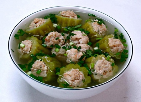 Những món canh nên có trong mùa hè - 2 Canh khổ qua thịt nạc