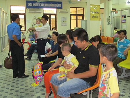 Chữa “bệnh lùn”: Đừng để quá muộn - 1 Nhiều trẻ dù được nuôi dưỡng đúng cách nhưng chiều cao vẫn “giậm chân tại chỗ”