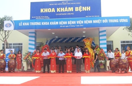 Khám miễn phí cho gần 1.000 người dân Đông Anh - 1 Khánh thành khoa Khám bệnh cơ sở 2, bệnh viện Bệnh Nhiệt đới TƯ