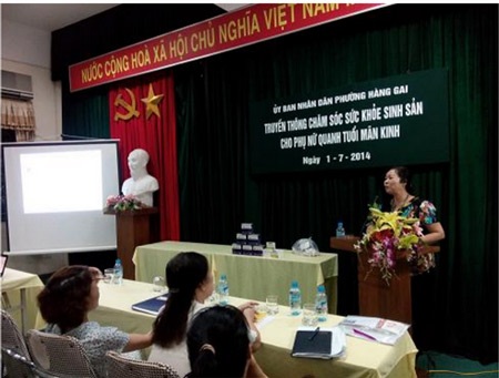 Truyền thông chăm sóc sức khỏe quanh tuổi mãn kinh - 1 Truyền thông chăm sóc sức khỏe quanh tuổi mãn kinh